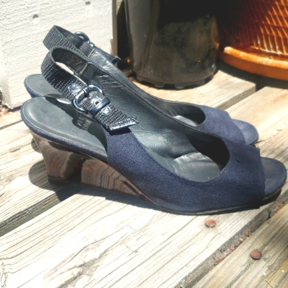 Stuart Weitzman Black Peep Toe Tortoise - Picture 2 of 10